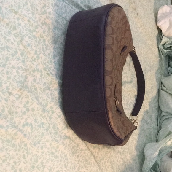 Coach Hobo Purse - Picture 7 of 8